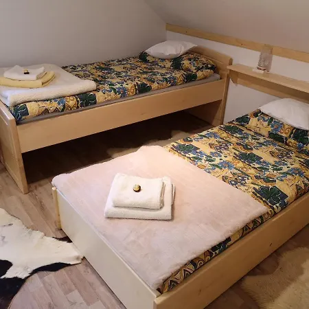 Apartma Juvan 아파트 Ljubno